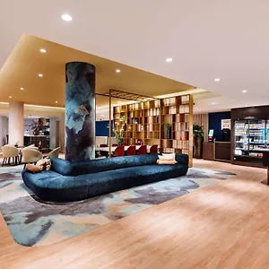 **** Hotel Novotel World Forum Holandia